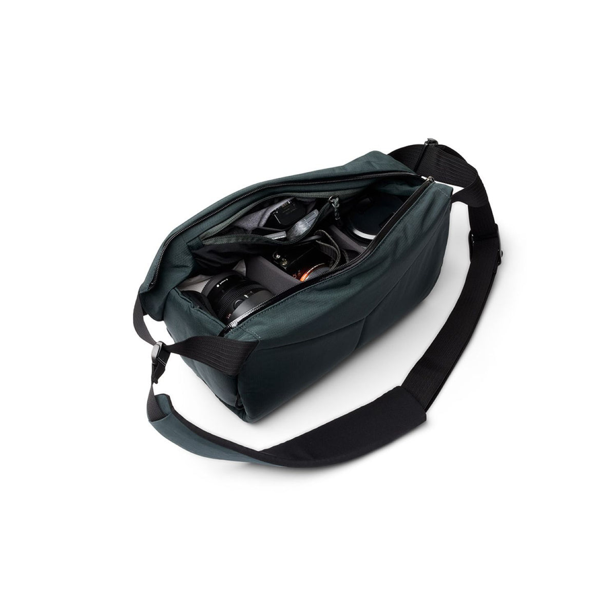 Bellroy Venture Camera Sling - Deepocean – The Planet Traveller