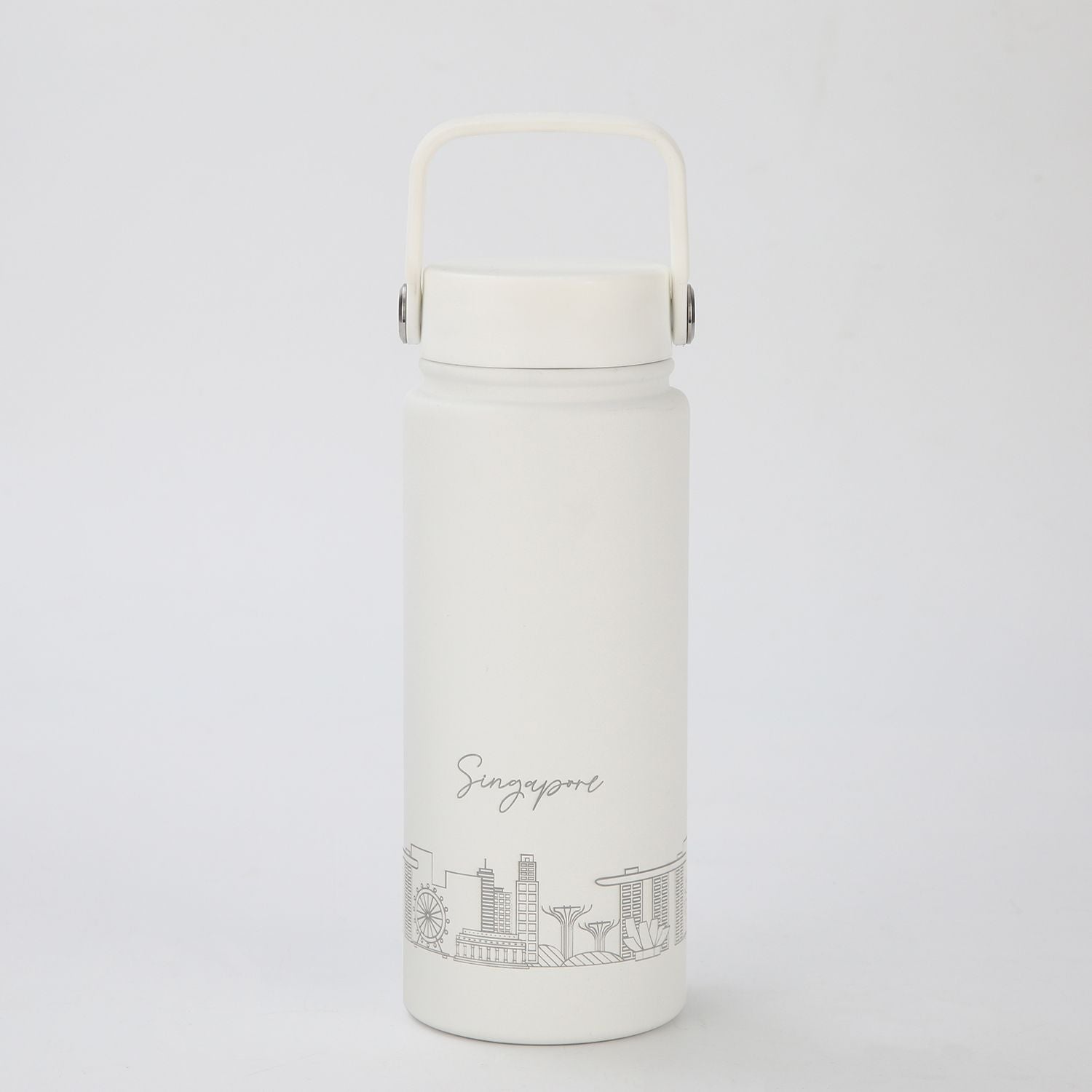Crossing Urban Ceramic S/S Insulated Flat Cap Bottle With Handle 600ML - Skyline Singapore (Frost White)