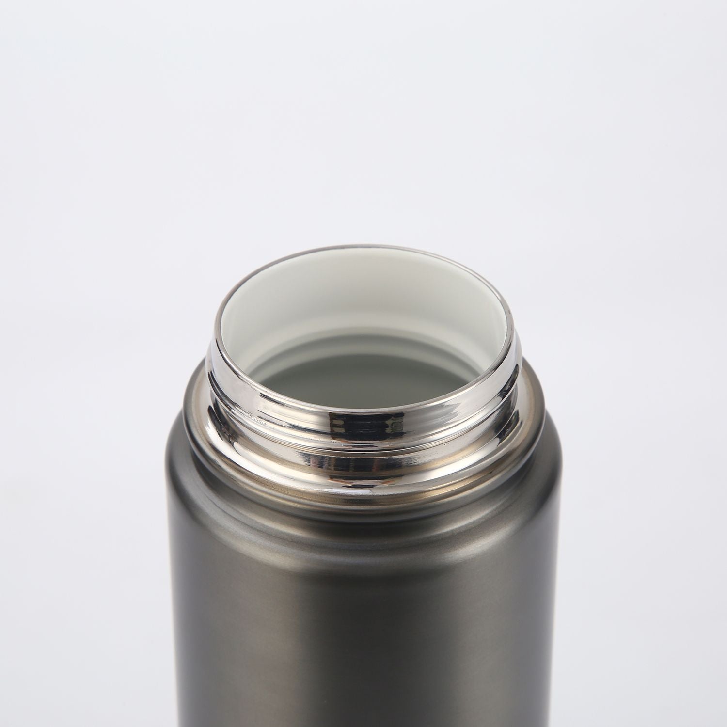 Crossing Urban Ceramic S/S Insulated Flat Cap Bottle With Handle 720ml - Gun Metal