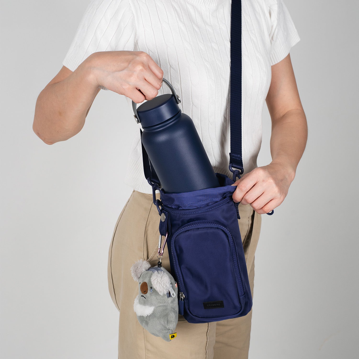 Crossing Water Bottle Crossbody Bag With Front Pocket 2L - Dark Blue