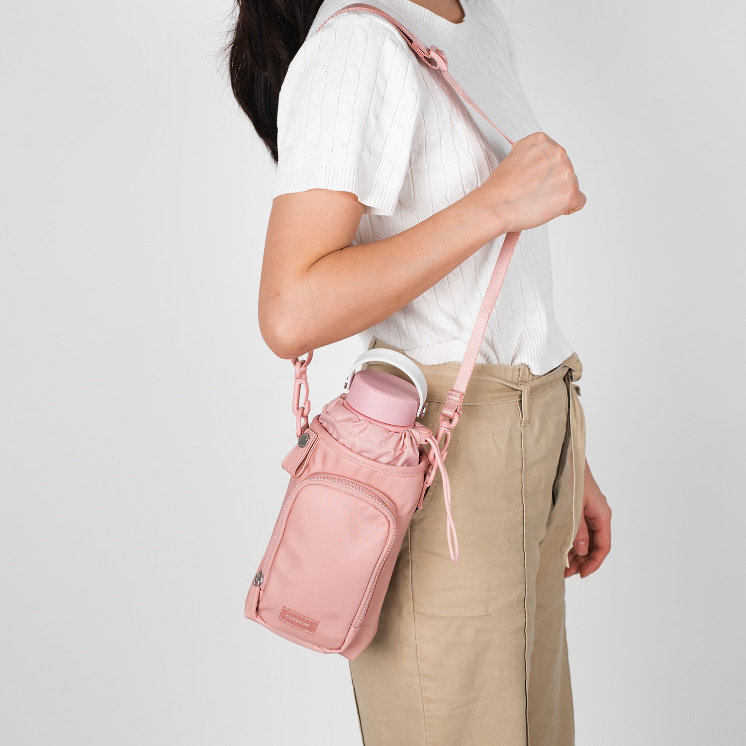 Crossing Water Bottle Crossbody Bag With Front Pocket 2L - Dusty Pink