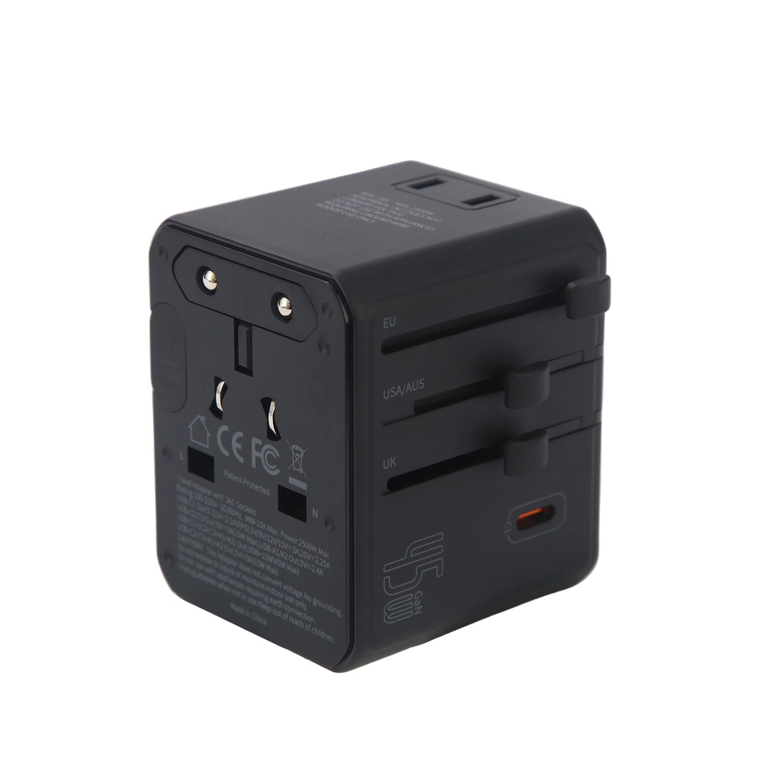 Crossing World Travel Adaptor 45W V2 With 3 USB-C + 2 USB-A - Black