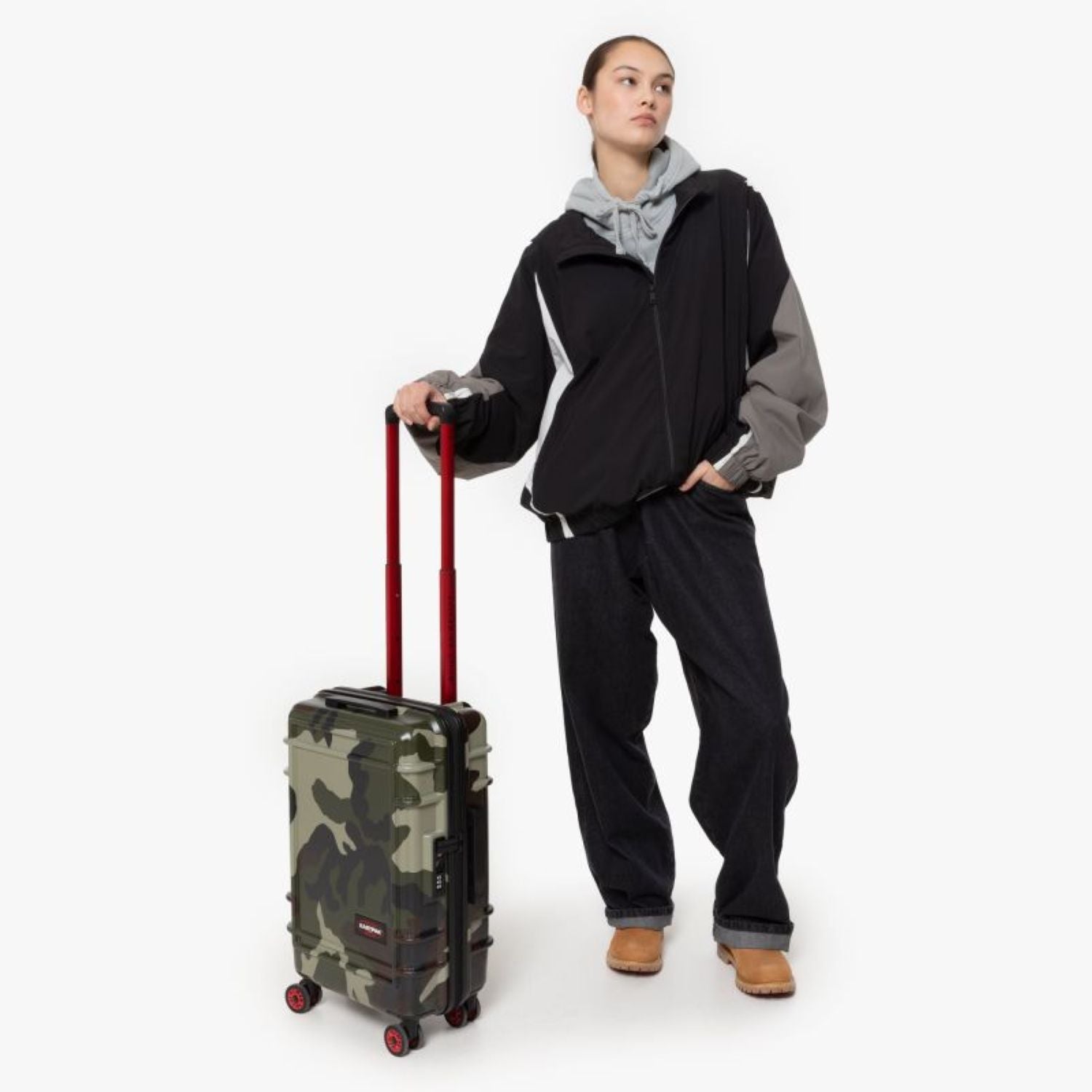 Eastpak Resist'R Zip Cabin Hard Luggage (21") - Camo