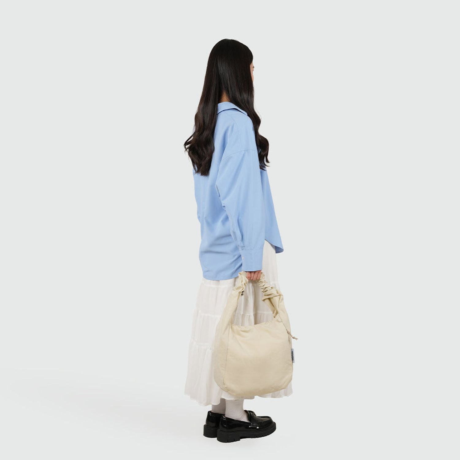 Hellolulu Elan Day Off Bucket Shoulder Bag (Vanilla White)