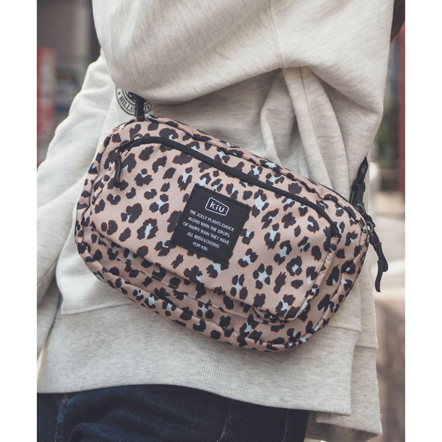 Kiu 300D Front Pocket Mini Shoulder Bag (Black)