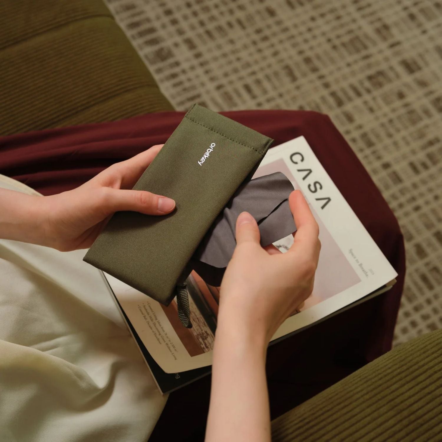Orbitkey Clip-On Glasses Pouch (Olive)