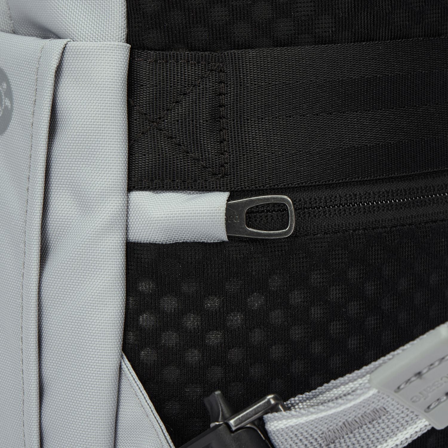 Pacsafe V Anti-theft All-Around Backpack 16L - Digital Gray