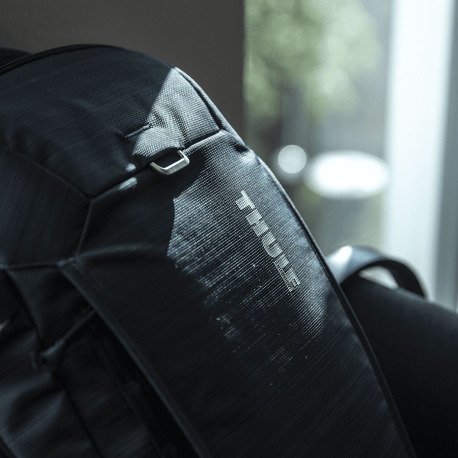 Thule Construct Backpack 24L - Carbon Blue