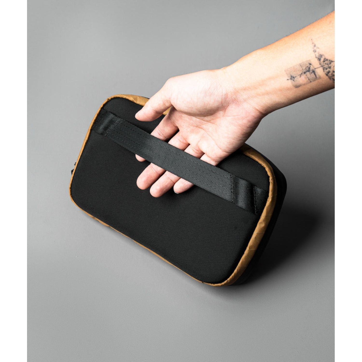 ALPAKA Elements Tech Case Mini X-Pac VX21 (Coyote Brown)