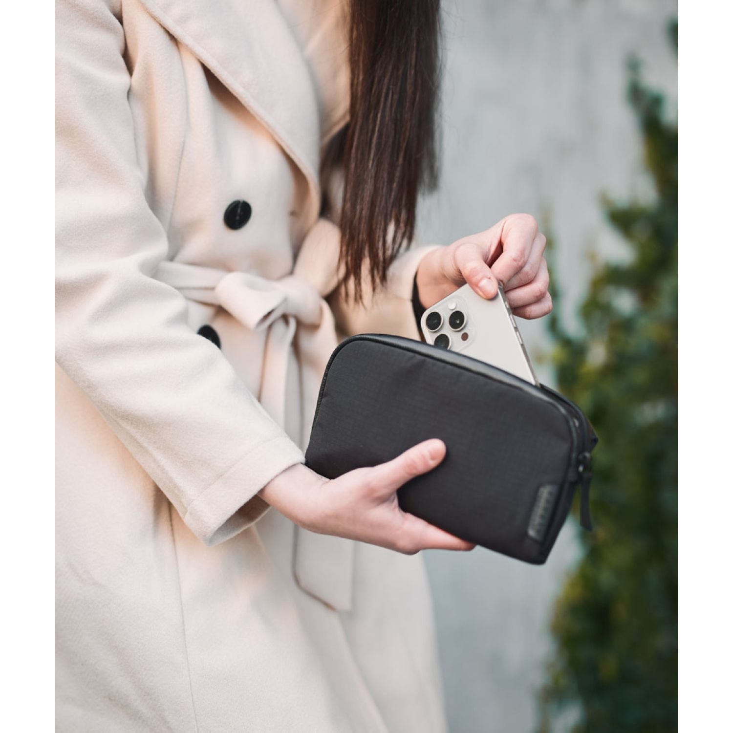 ALPAKA Flight Pouch Axoflux 210D (Black)