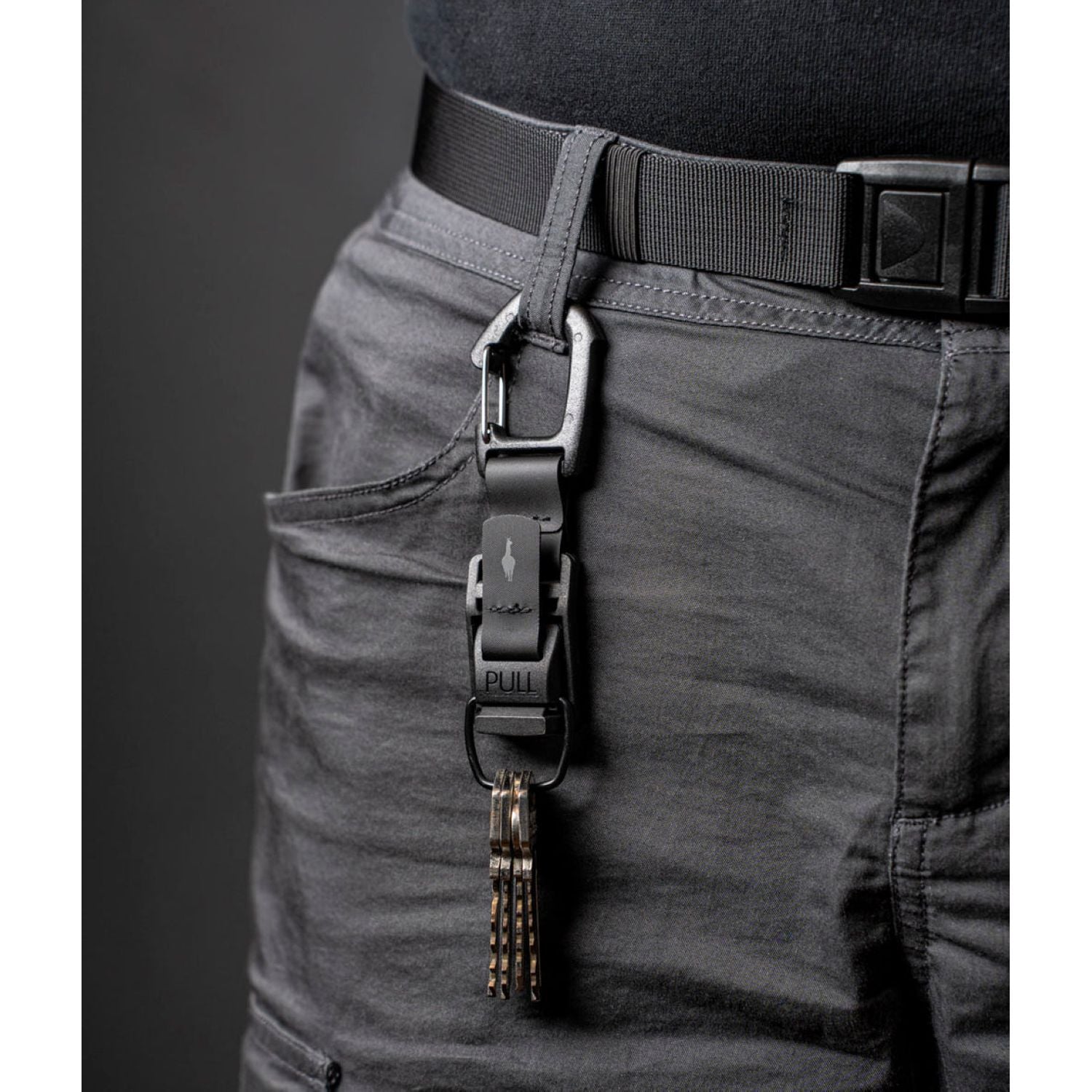 ALPAKA Hub Carabiner (Black)