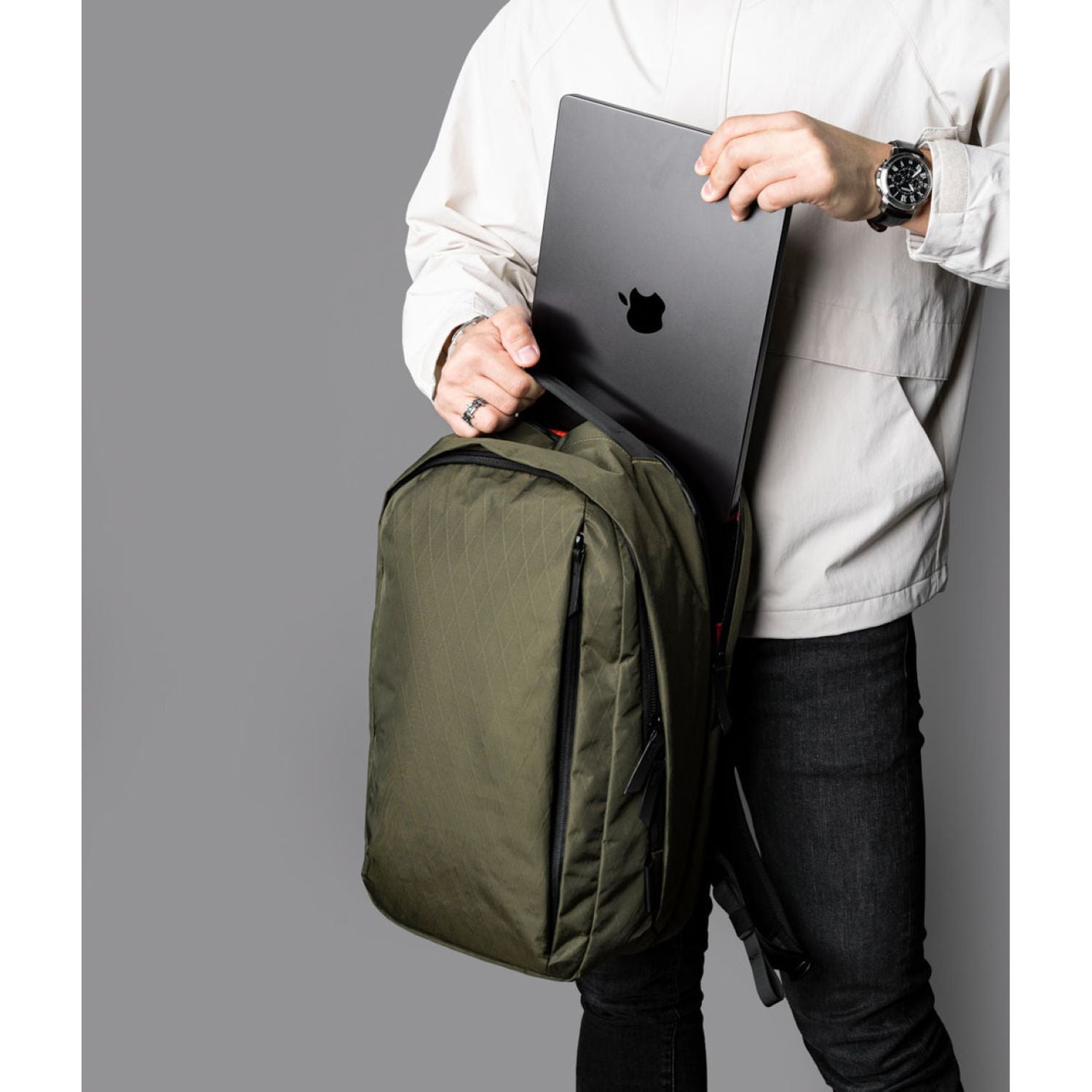 ALPAKA Metro Backpack Pro X-Pac X42 (Olive Green)