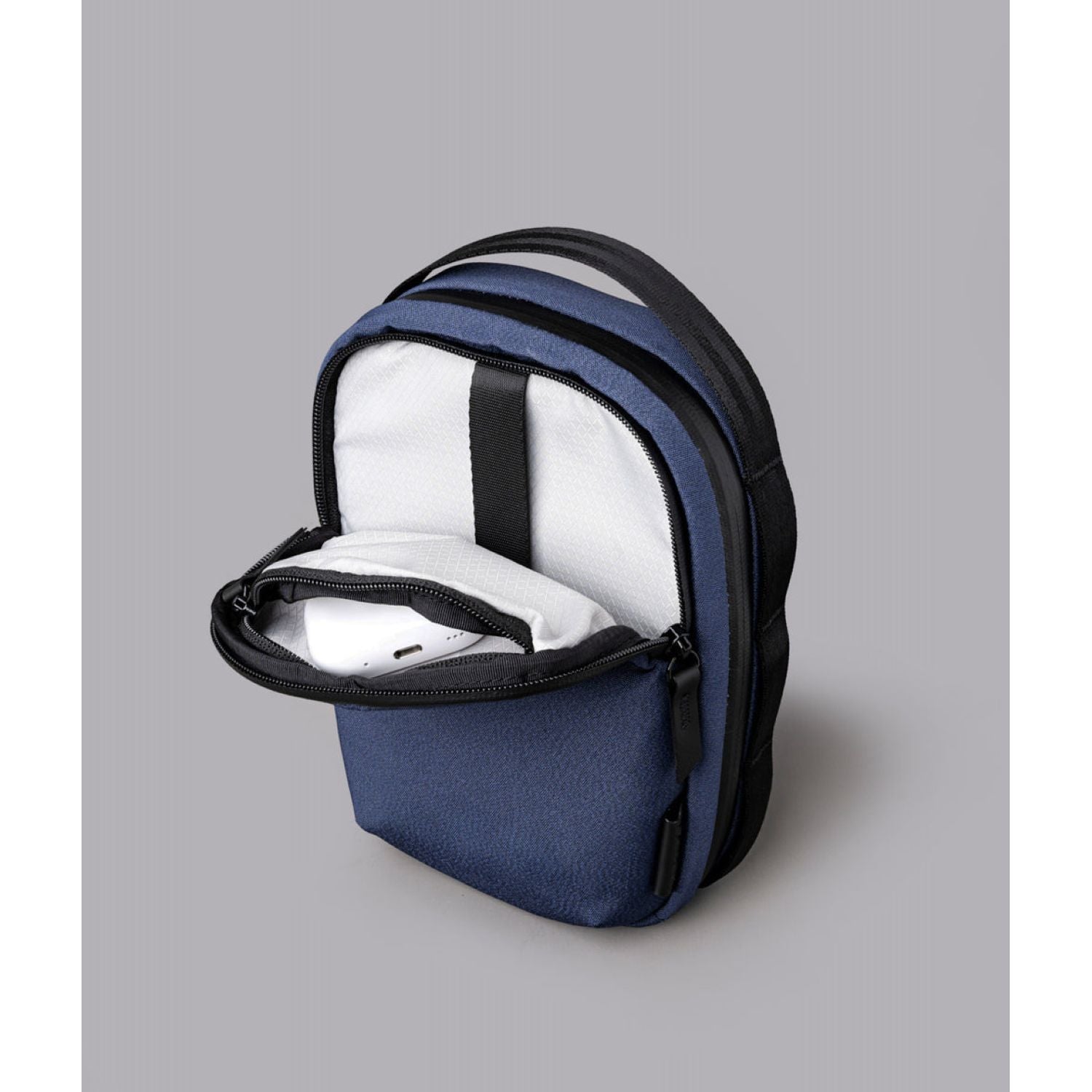 ALPAKA Metro Sling V2 Axoflux 300D (Blue)