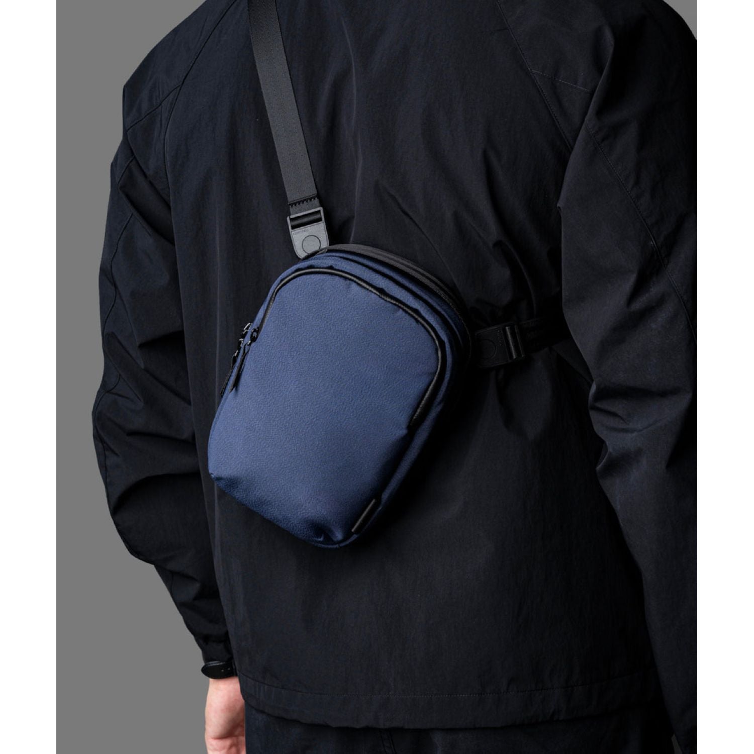 ALPAKA Metro Sling V2 Axoflux 300D (Blue)