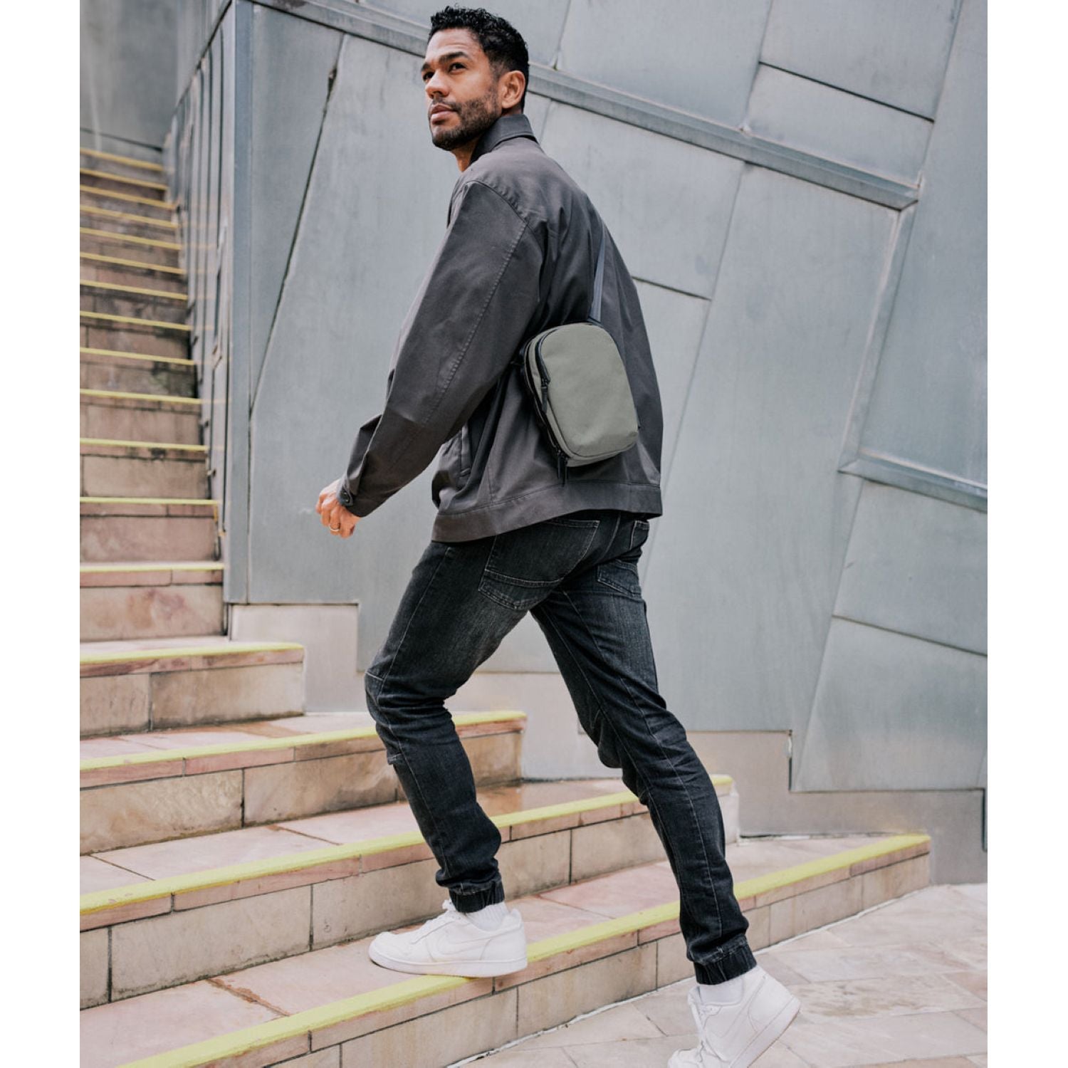 ALPAKA Metro Sling V2 Axoflux 300D (Grey)