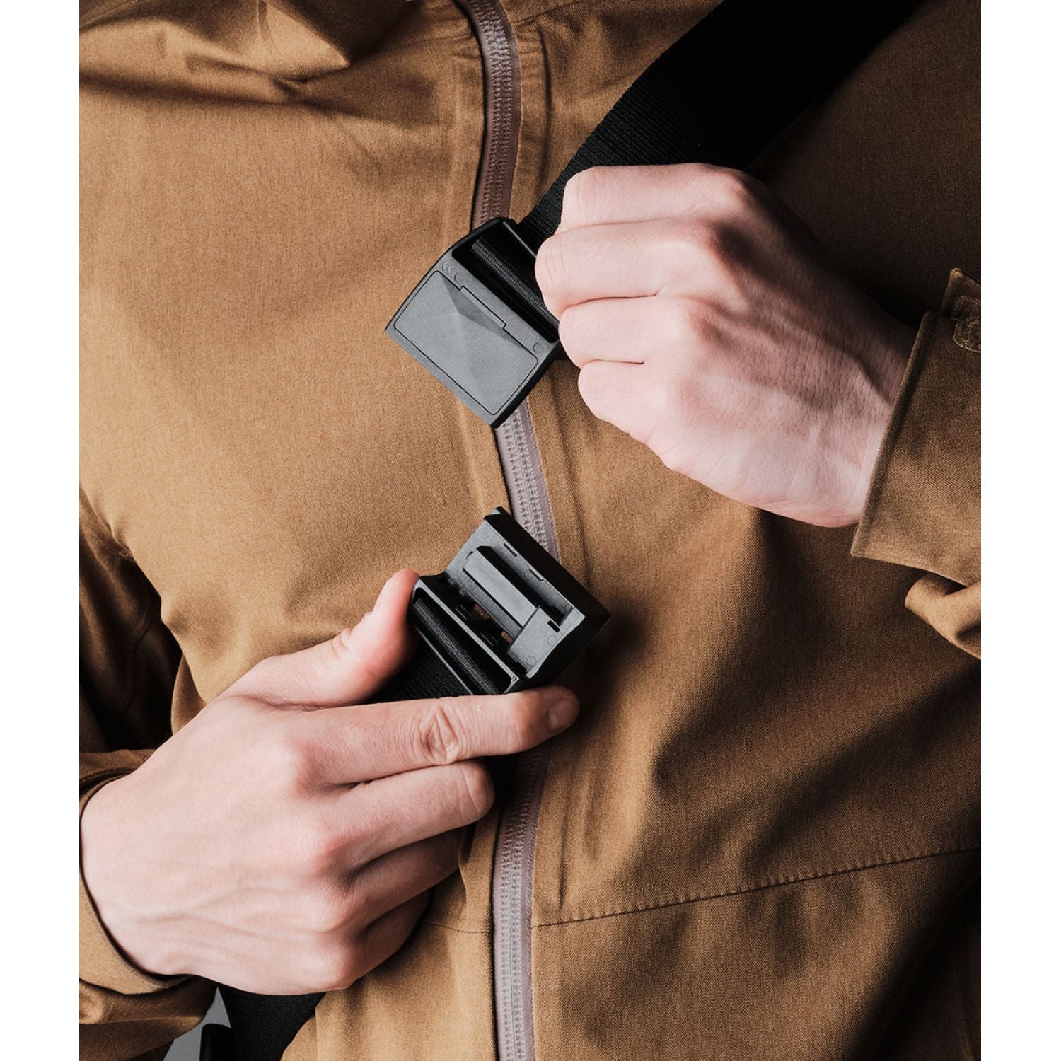 ALPAKA Pro Strap Fidlock Buckle (For Crossbody) (Black)