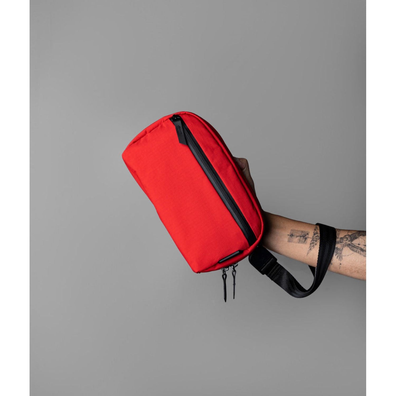 ALPAKA Toiletry Bag Axoflux 210D (Red)
