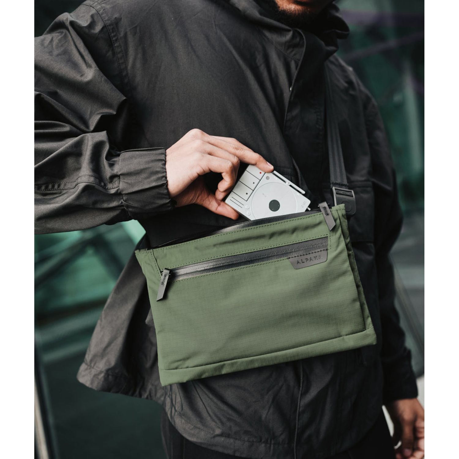 ALPAKA Zip Pouch Max V2 Axoflux 210D (Green)