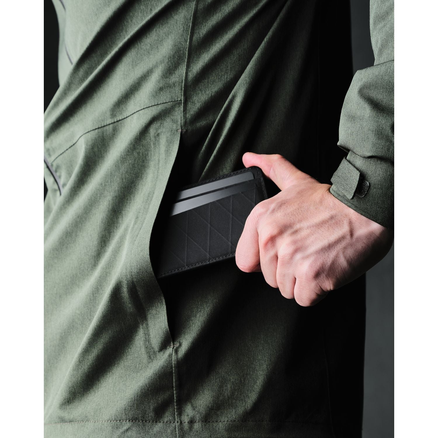 ALPAKA Card Wallet X-Pac VX21 (Black)