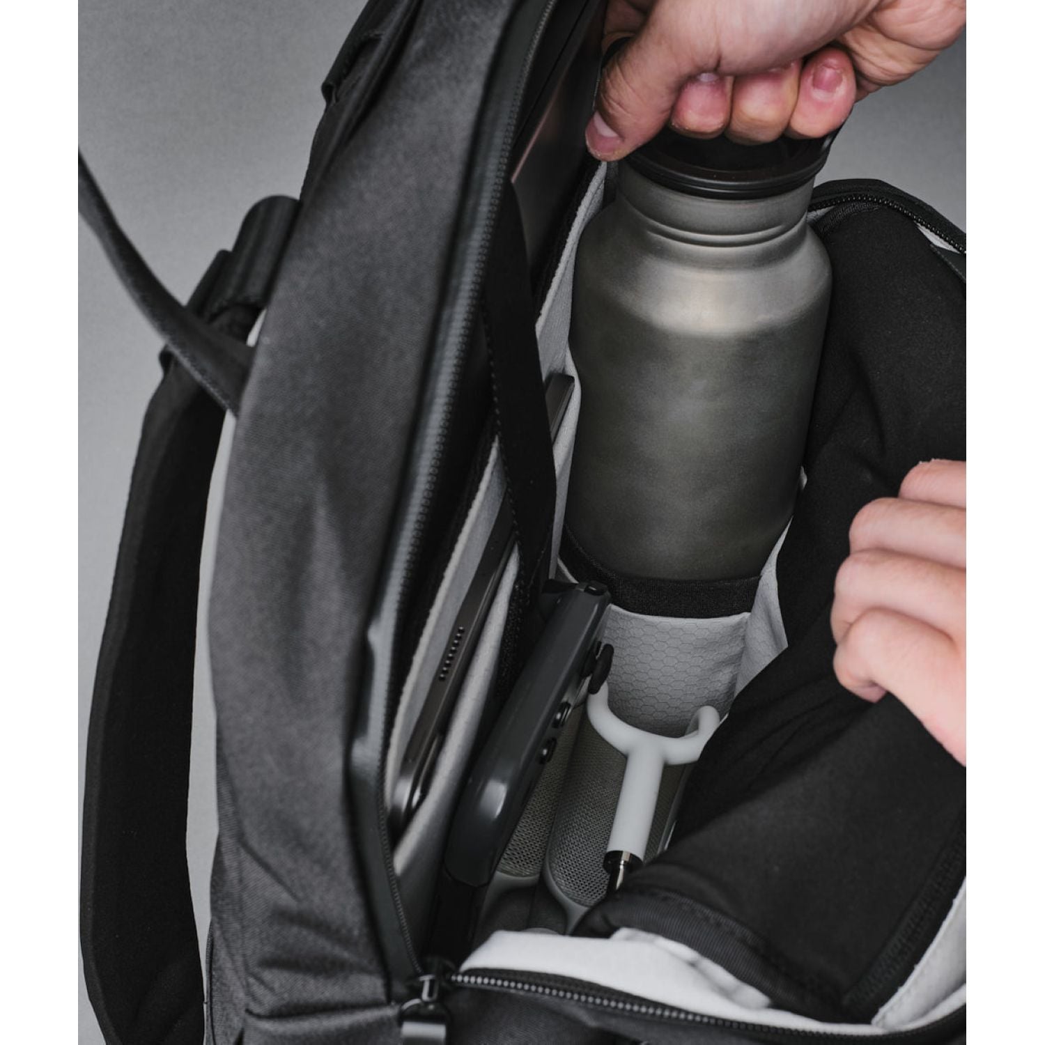 ALPAKA Bravo Tote Pack Axoflux 300D (Black)