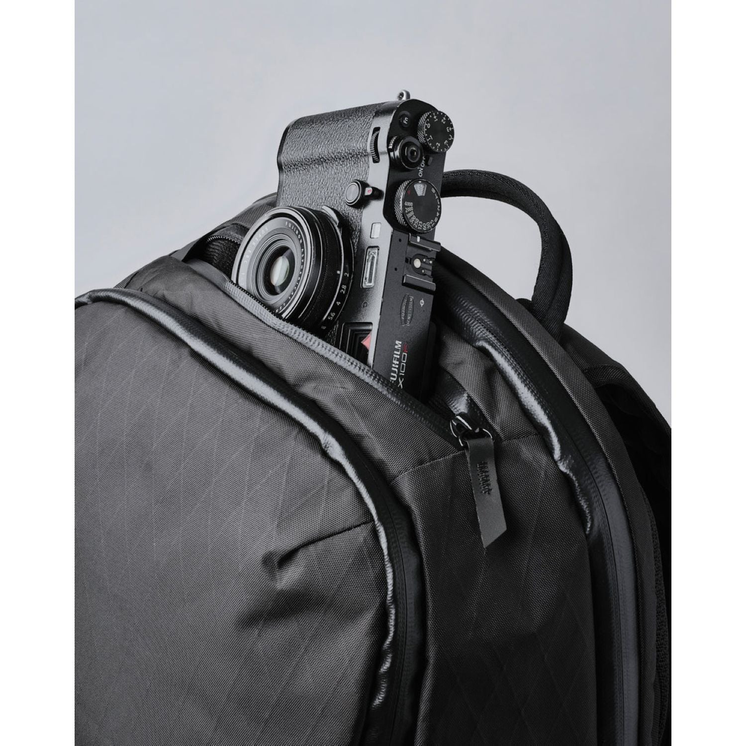 ALPAKA Elements Backpack Pro VX42 (Black)