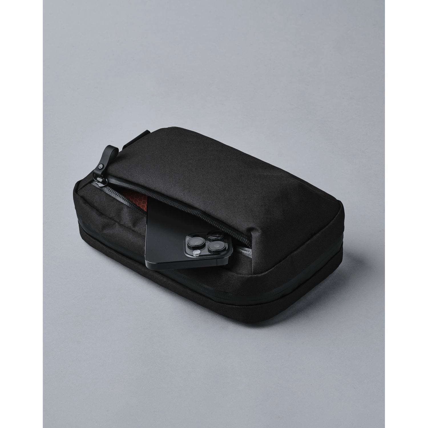 ALPAKA Elements Tech Case EPLX600 (Black)
