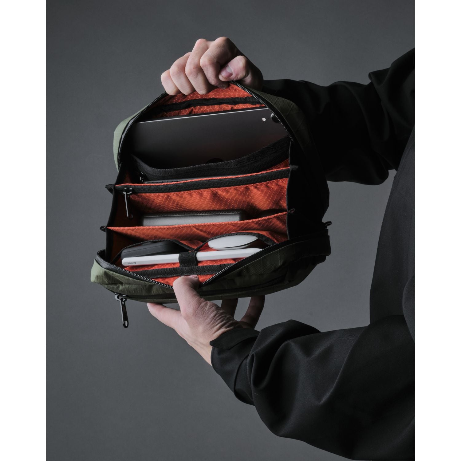 ALPAKA Elements Tech Case X-Pac VX21 (Dark Green)