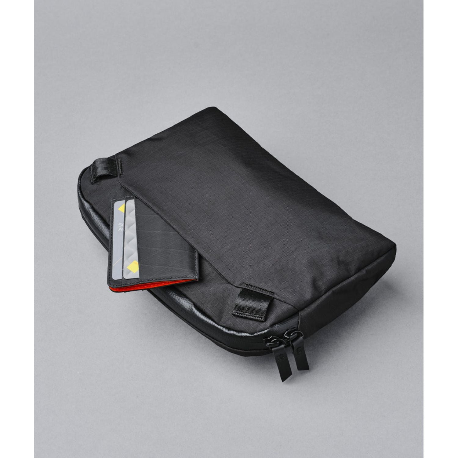 ALPAKA Flight Sling Axoflux 200D (Black)