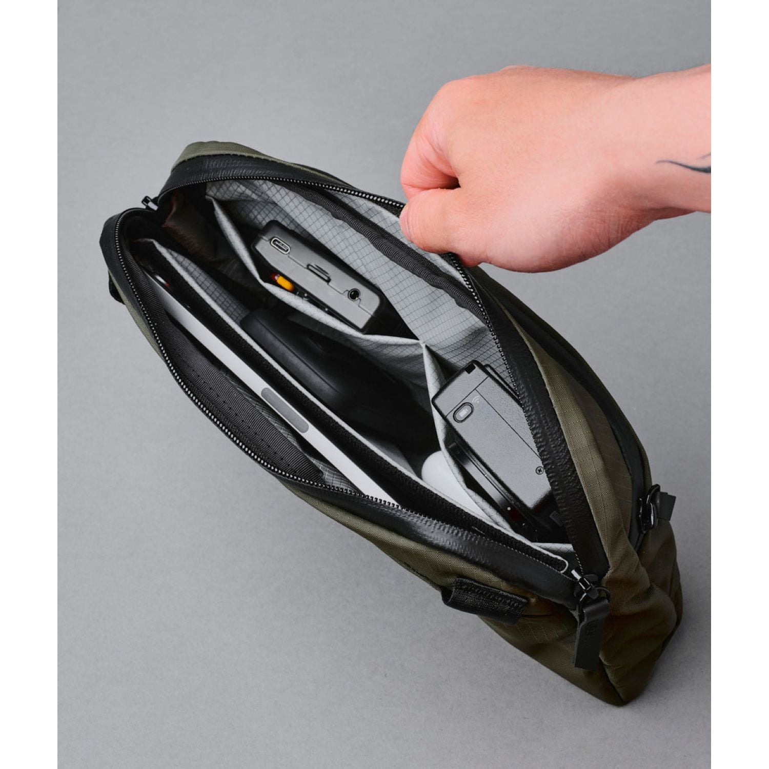 ALPAKA Flight Sling Axoflux 200D (Green)