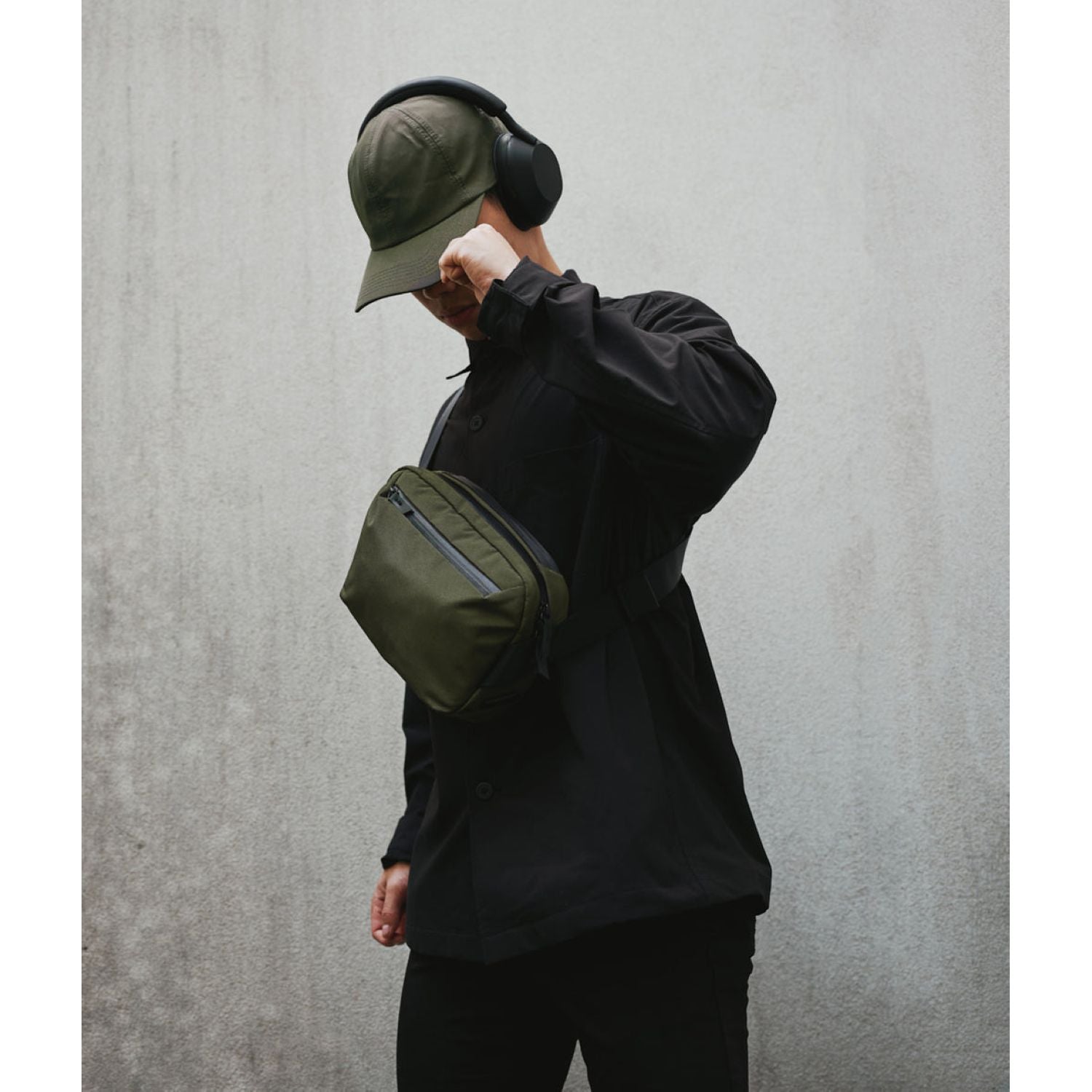 ALPAKA Go Sling Mini V2 Axoflux 300D (Army Green)