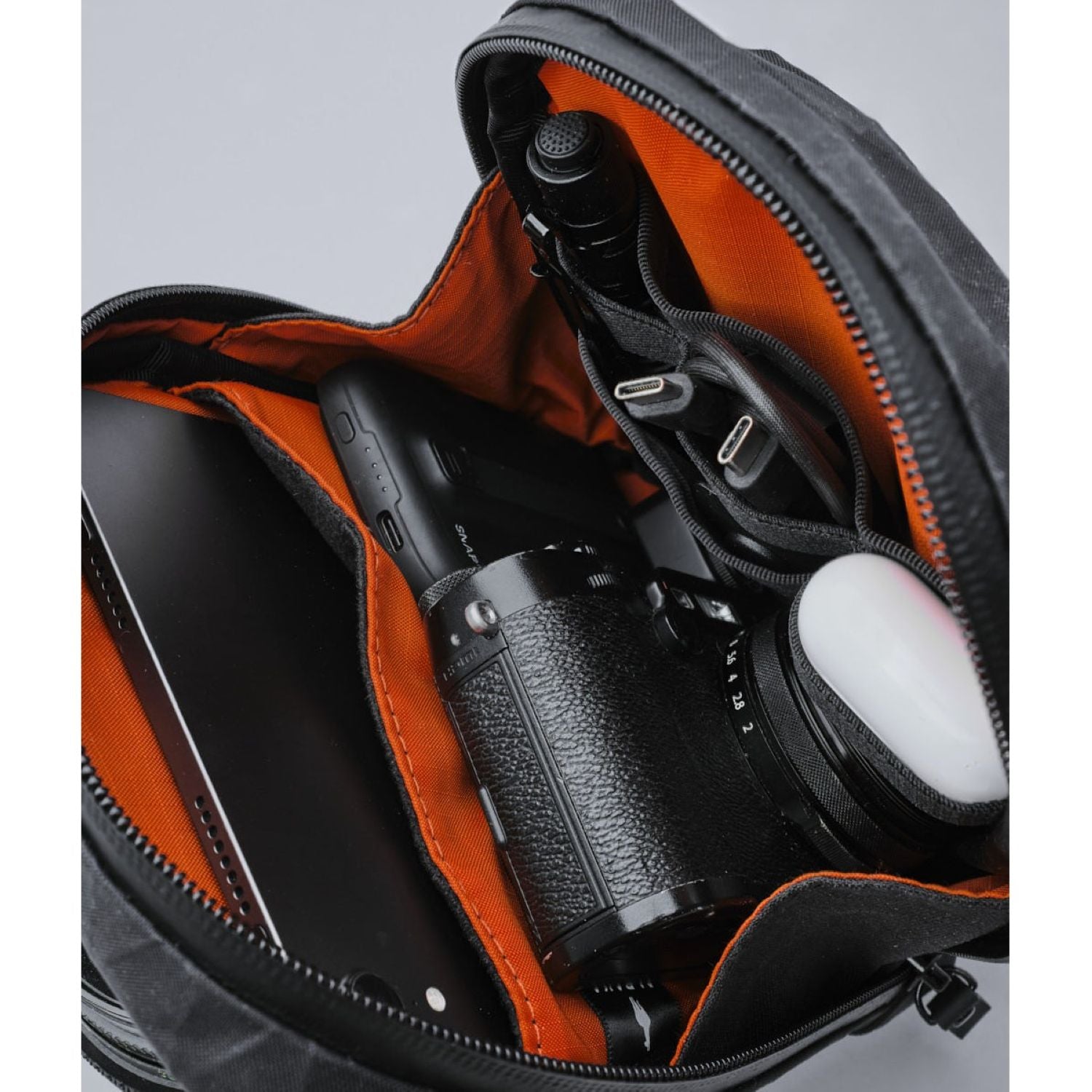 ALPAKA Vertical Sling X-Pac VX21 (Black)