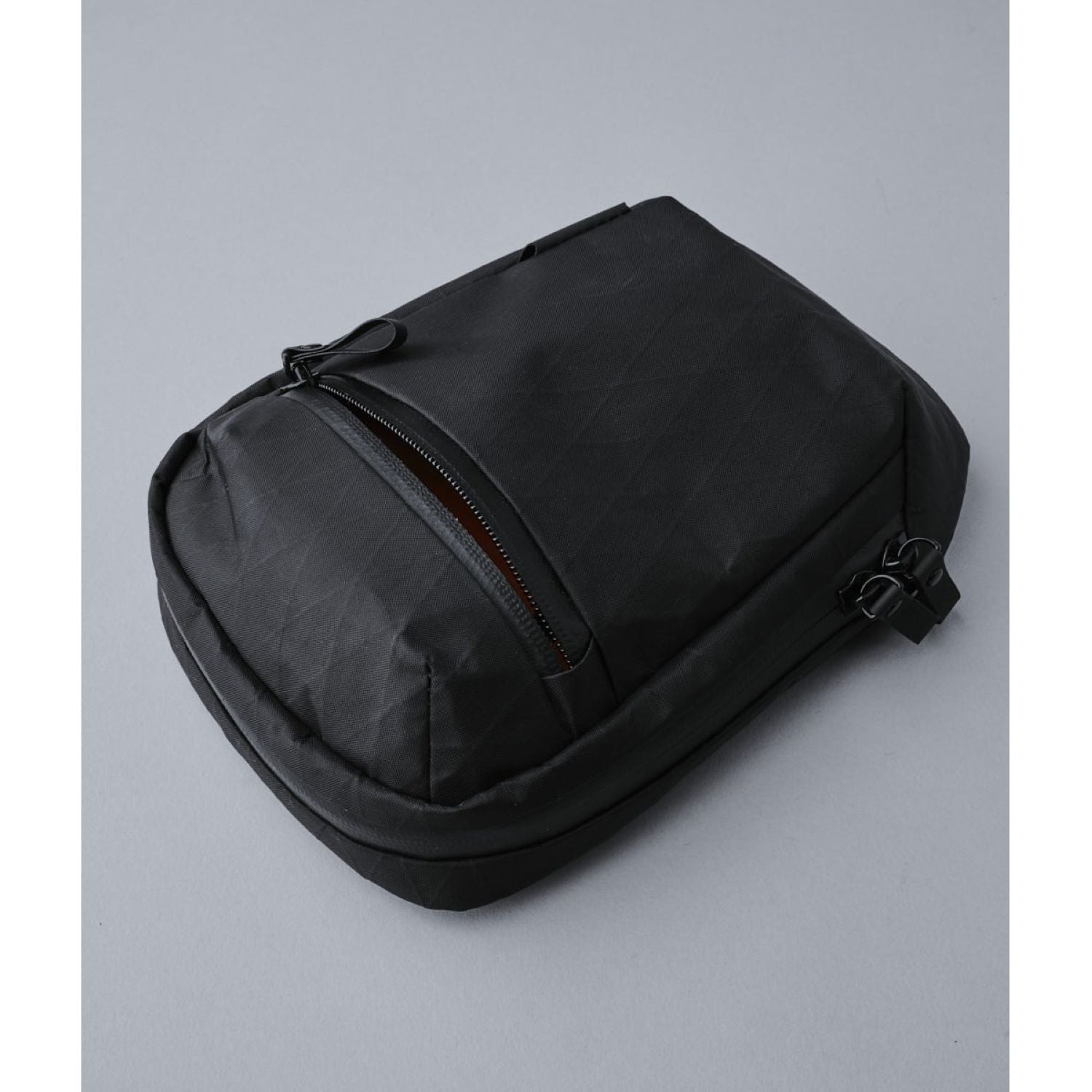 ALPAKA Vertical Sling X-Pac VX21 (Black)