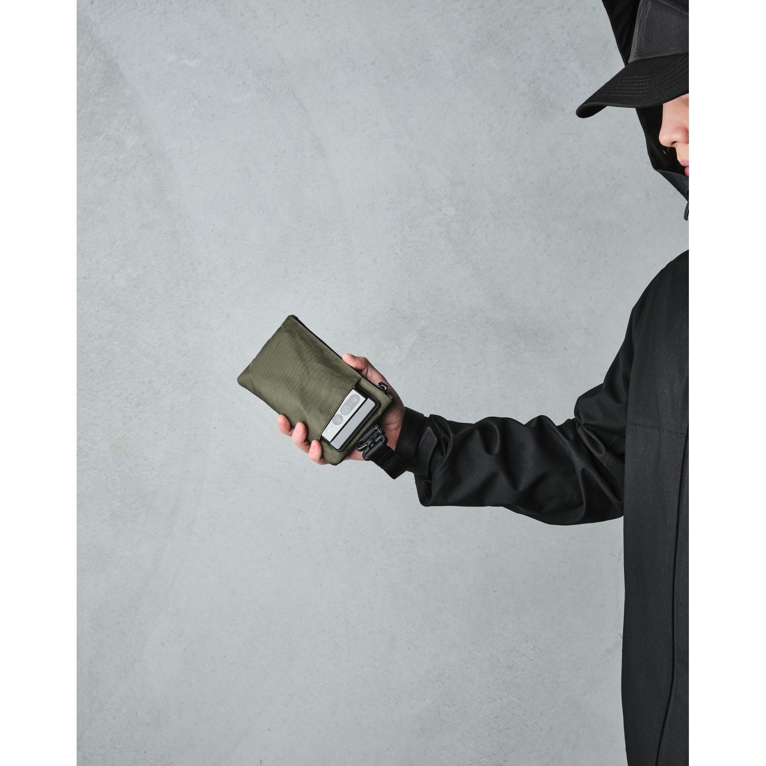 ALPAKA Zip Clutch X-Pac VX21 (Green)