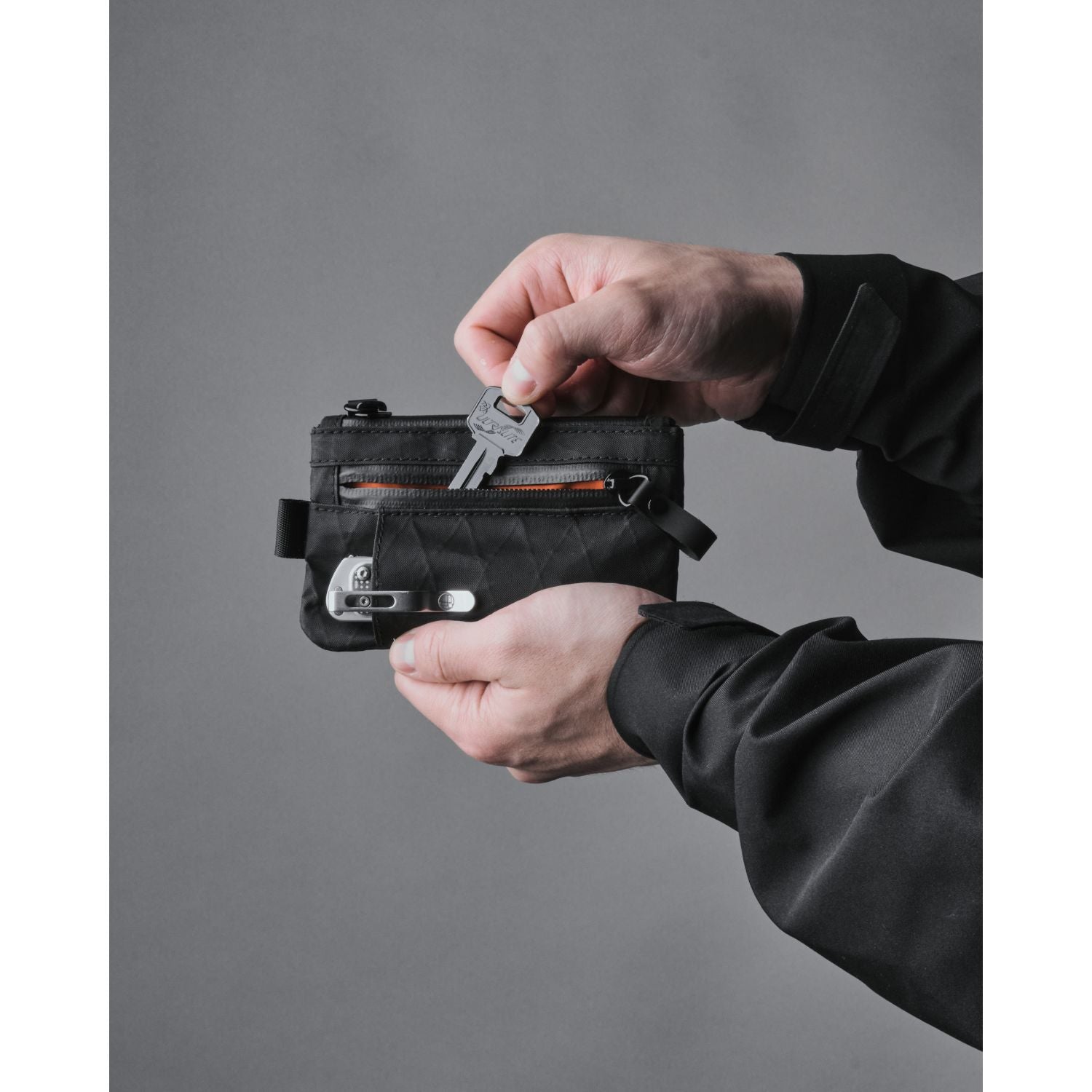 ALPAKA Zip Pouch Pro (Black)