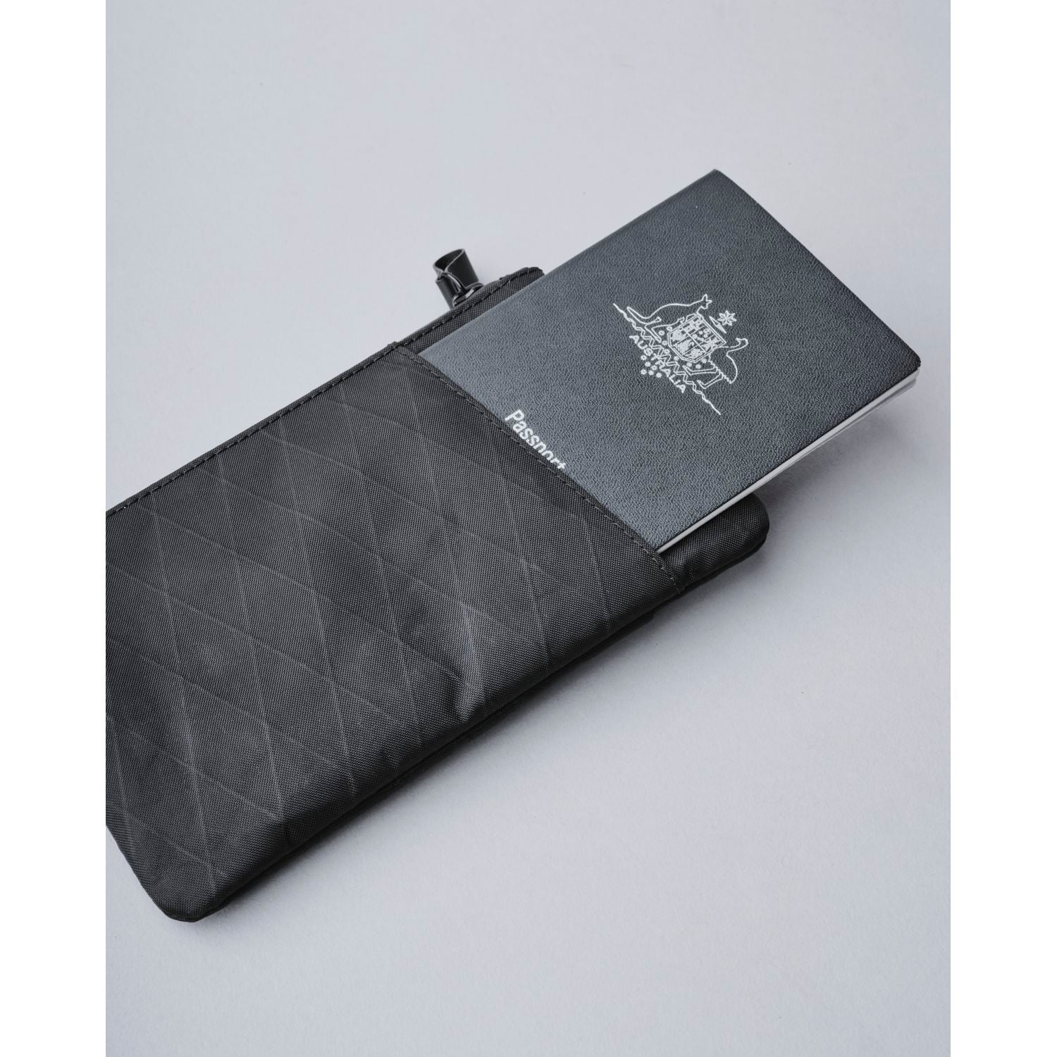 ALPAKA Zip Pouch Pro VX21 (Dark Green)