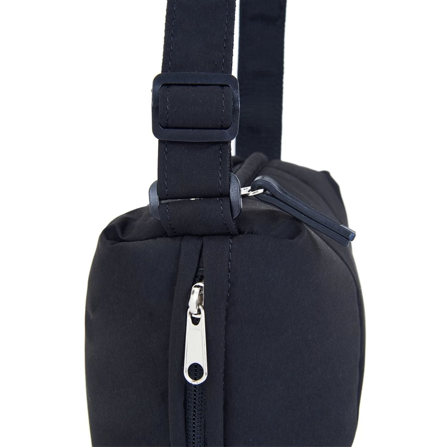 Anello Fuzzy Shoulder Bag (Ivory)