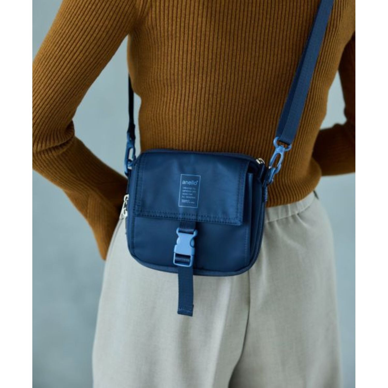 Anello SAI Multifunctional Mini Shoulder Bag (Mint Green)