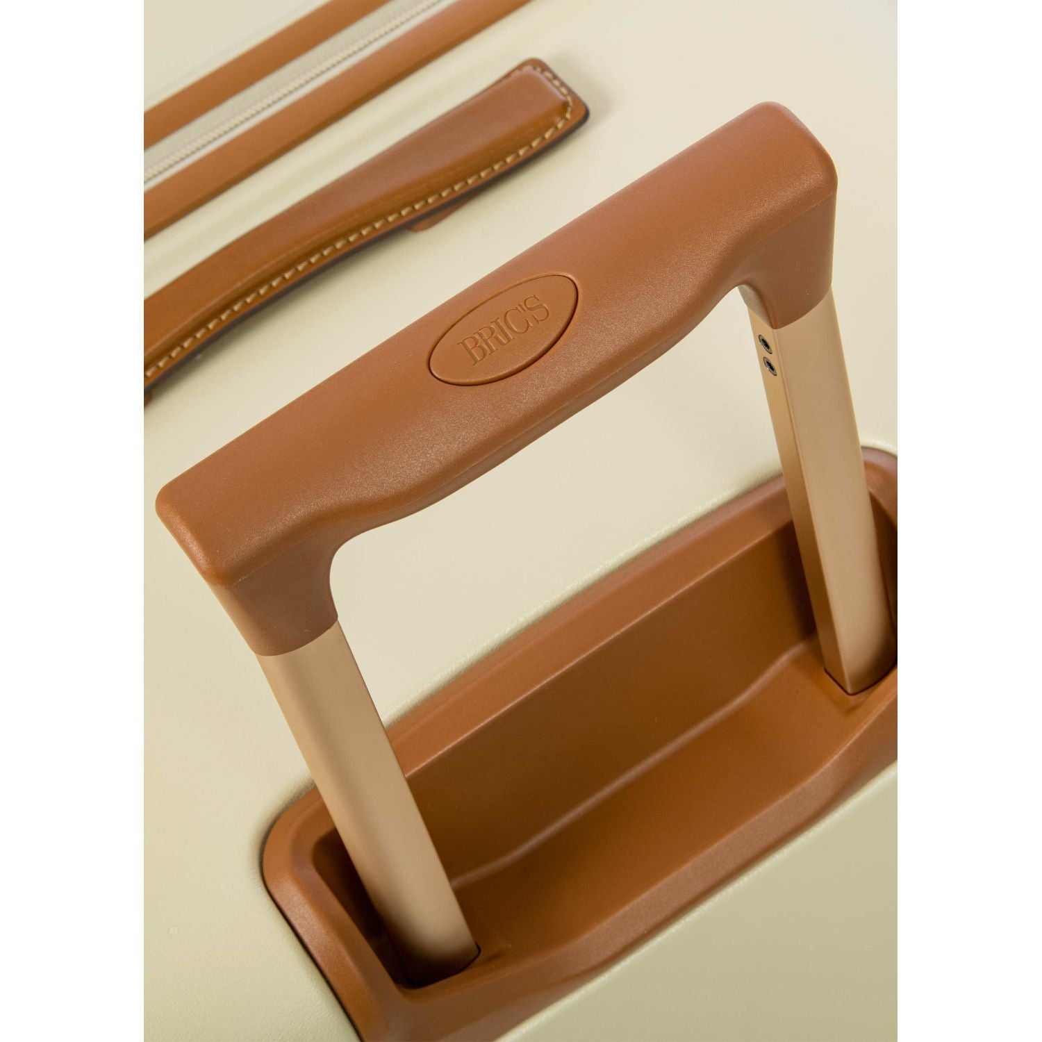 BRIC'S Bellagio 3 32" Large Luggage Spinner Trunk (Cream)