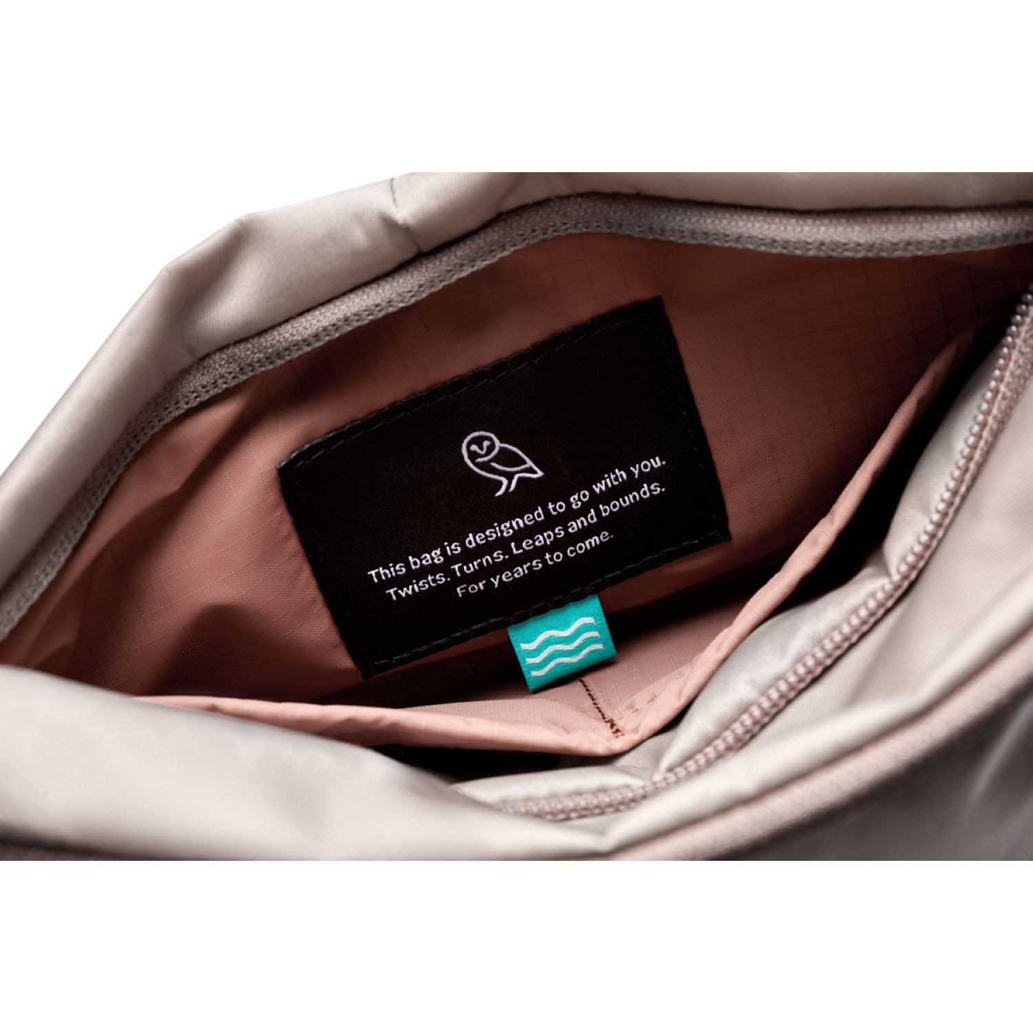 Bellroy Laneway Sacoche Crossbody Bag - Fawn