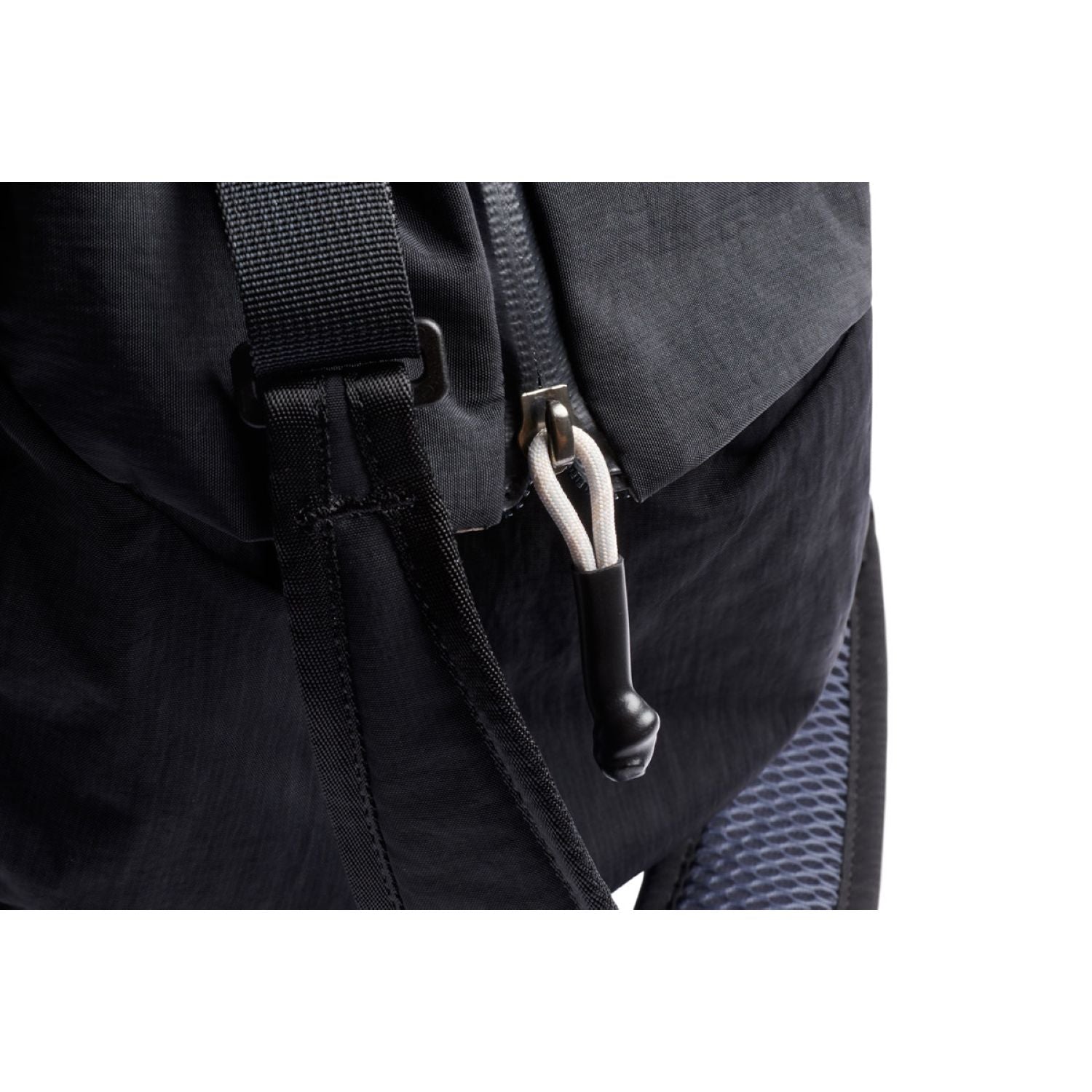 Bellroy Lite Duffel - Black