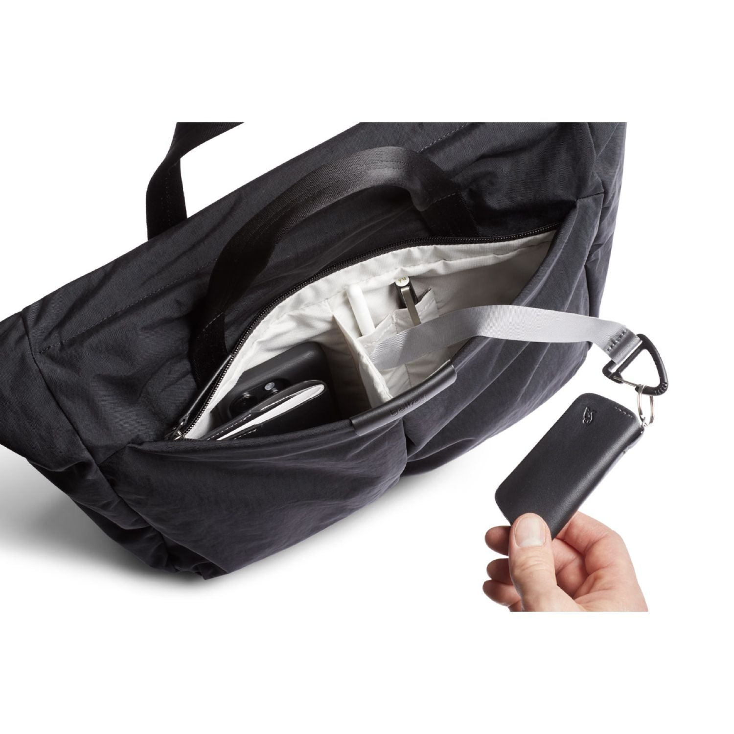 Bellroy Tokyo Messenger Bag 14" - Raven