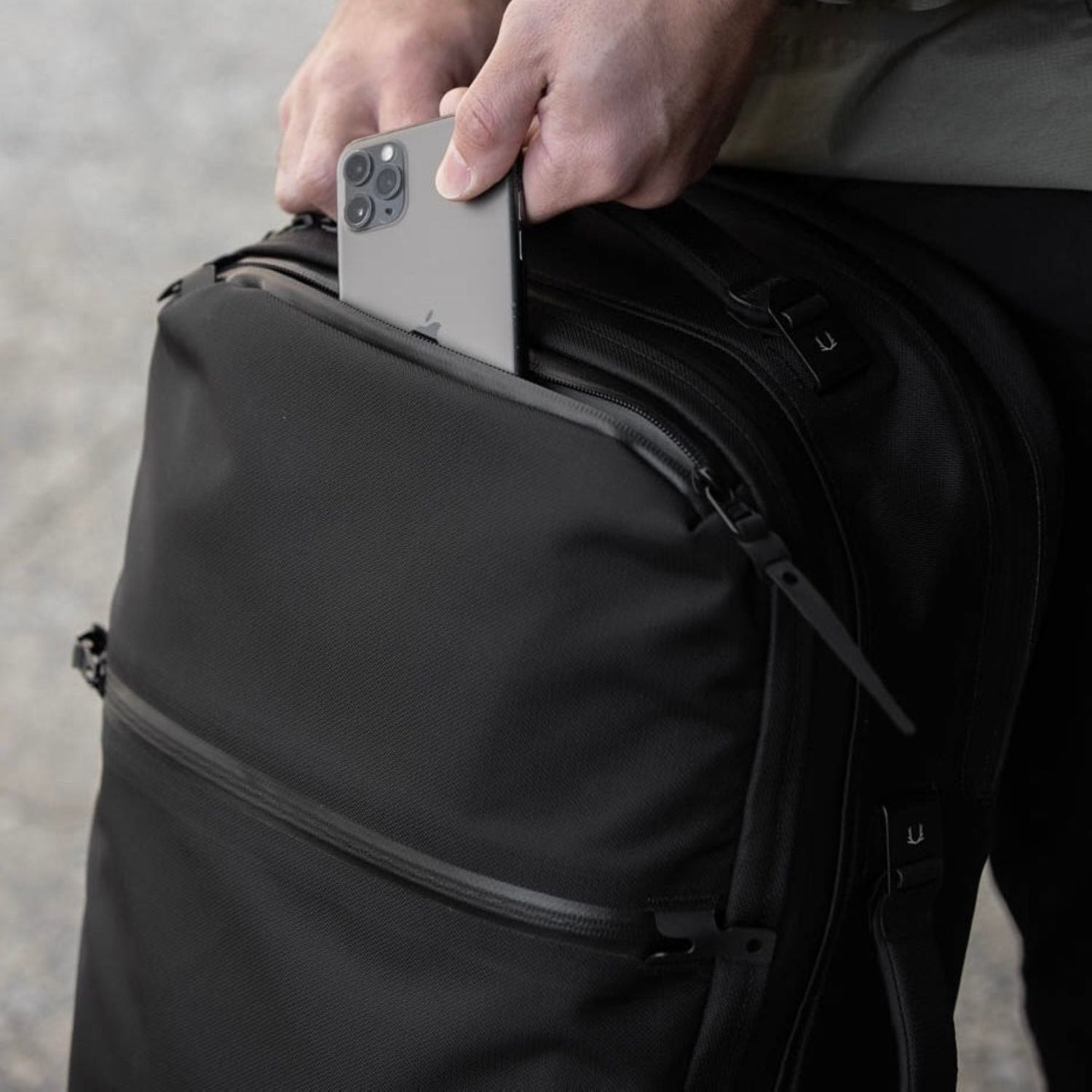 Black Ember Citadel 25 16 Laptop Backpack  - Jet Black