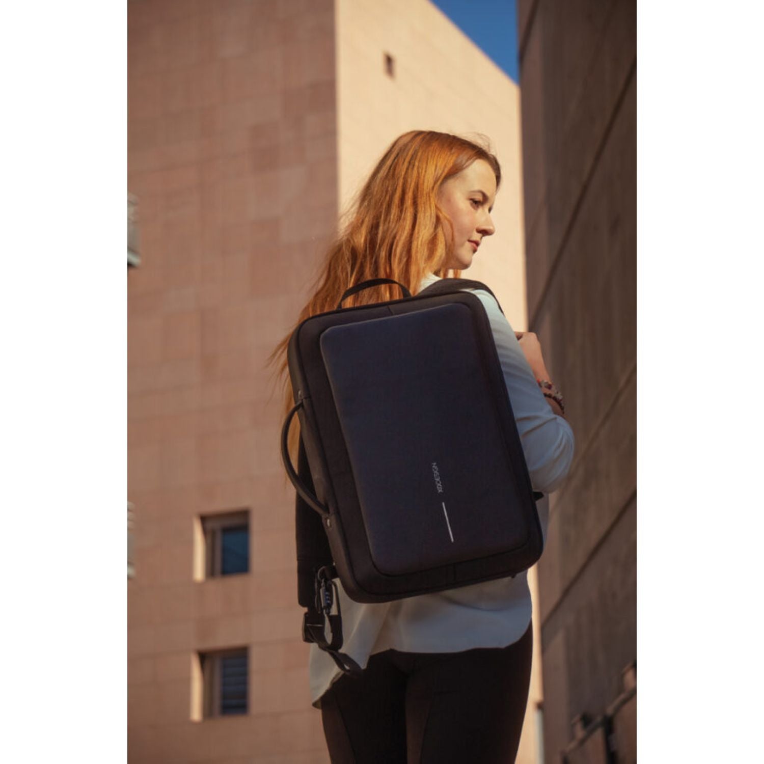 Bobby Bizz Anti-Theft Backpack 2.0 - Black