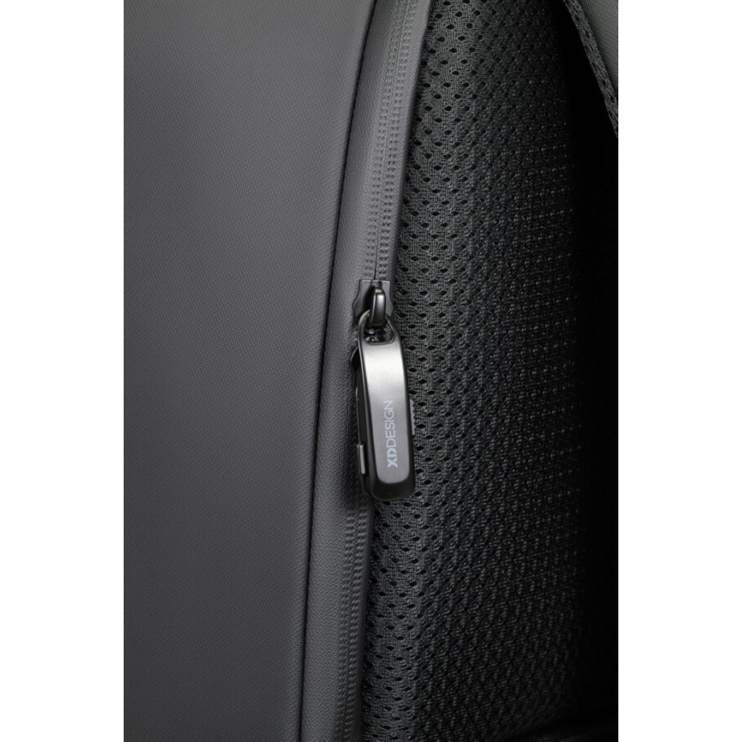 Bobby Edge Backpack - Black