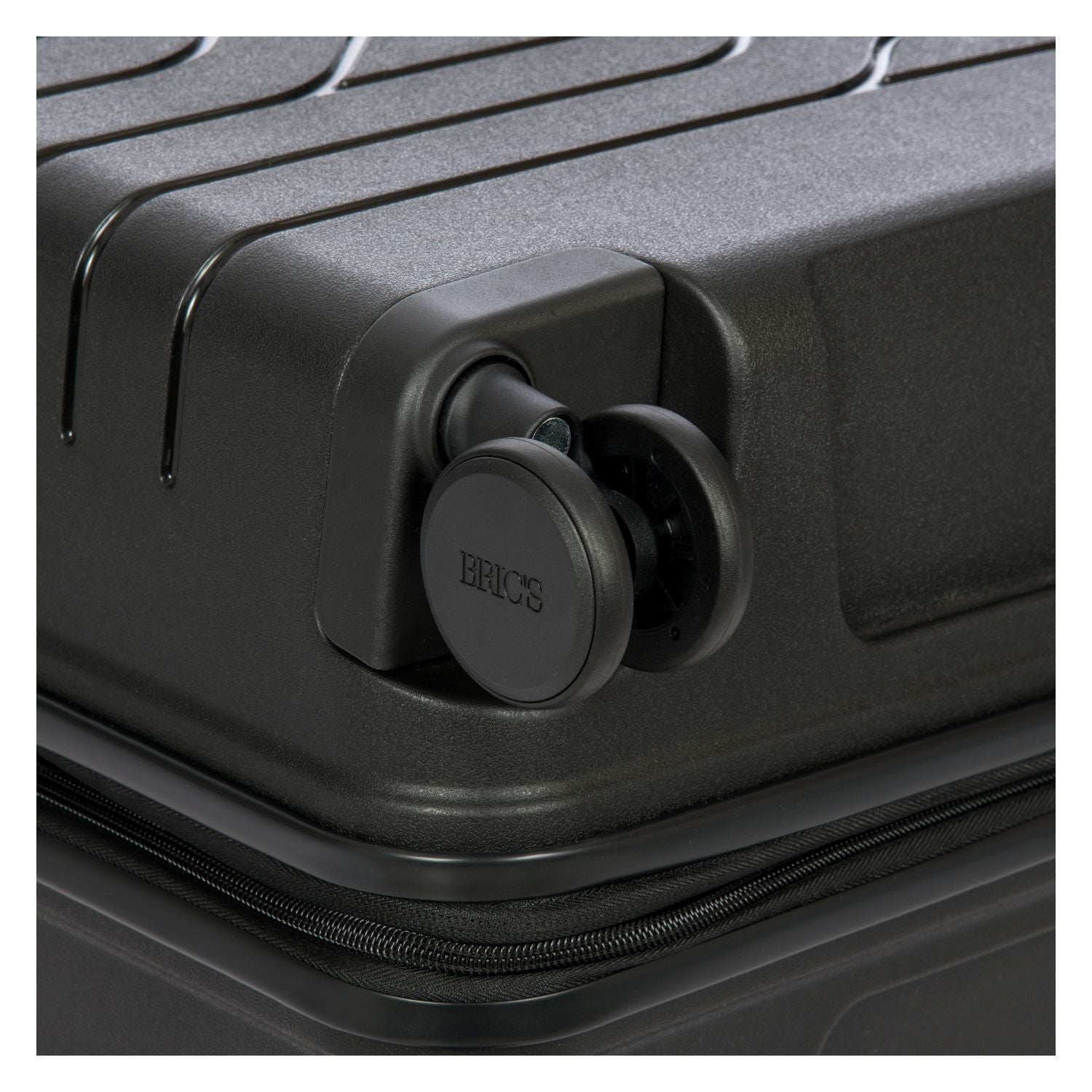 BRIC'S Ulisse 28" Expandable Medium Luggage Spinner (Black)