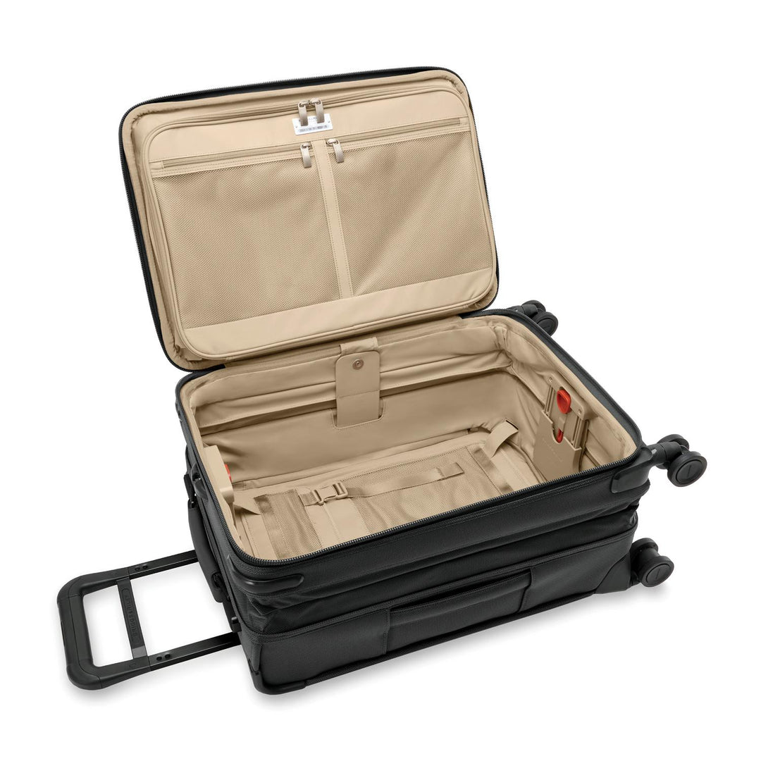 Briggs & Riley Baseline Essential Carry-On Spinner (Black)