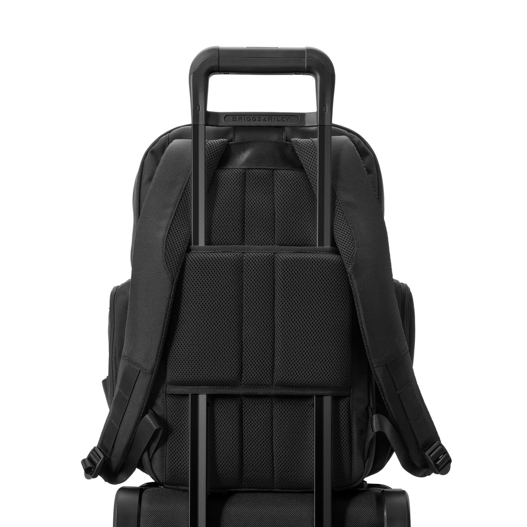 Briggs & Riley Baseline Traveler Backpack (Black)