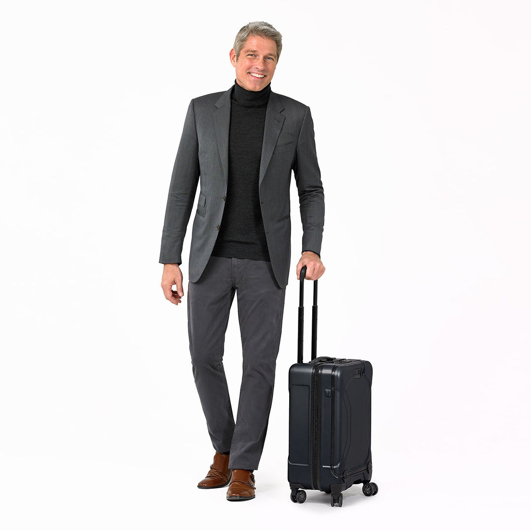 Briggs & Riley Torq 2.0 International Carry-On Luggage Spinner (Stealth)