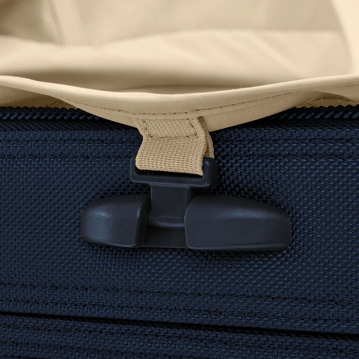 Briggs & Riley Baseline Compact Checked Expandable Spinner  - Navy