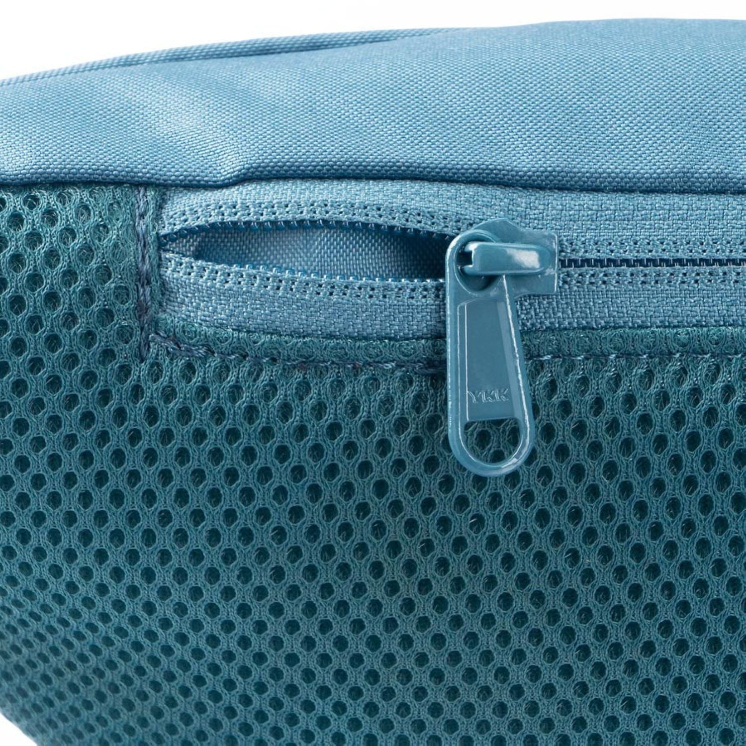 Cabinzero Classic Hip Pack 2L (Aruba Blue)